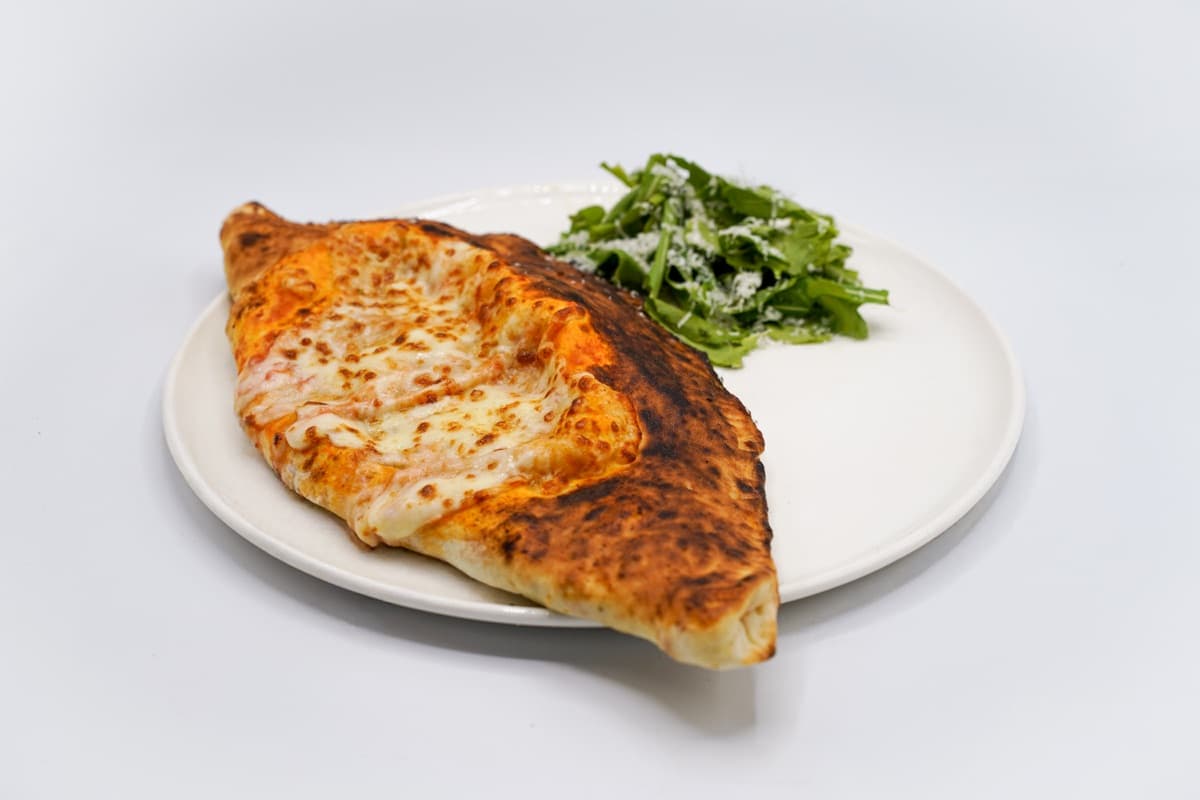 Calzone بالسبانخ